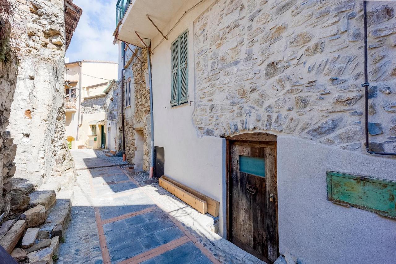 Ferienwohnung 10 Minuti Dal Mare⋆⋆⋆⋆⋆ Borgo Storico Ligure Lingueglietta Exterior foto